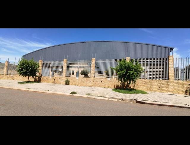 INDUSTRIAL PROPERTY TO RENT IN N4 GATEWAY INDUSTRIAL PARK